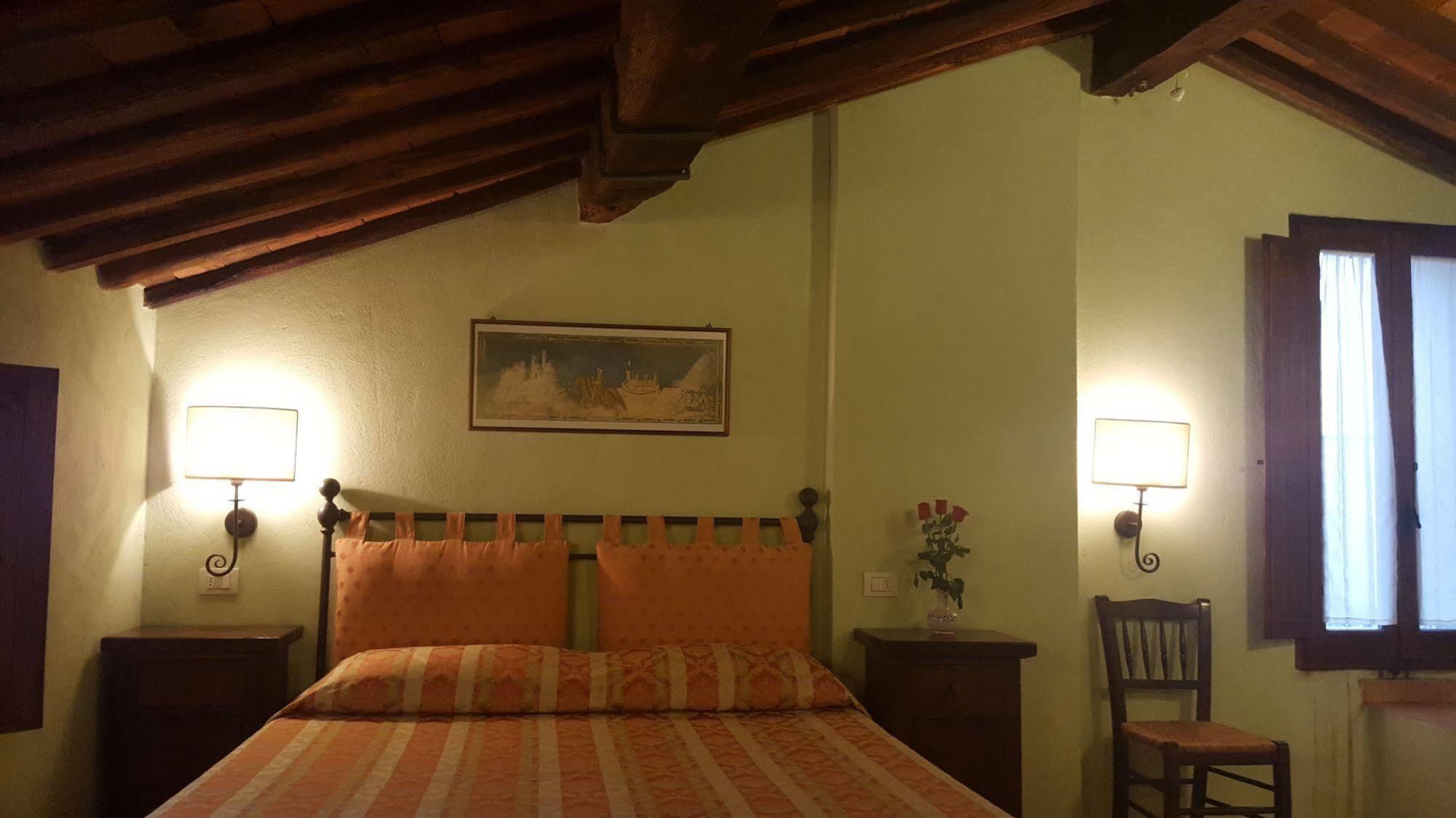 Locanda Nel Cassero Civitella Marittima Eksteriør billede